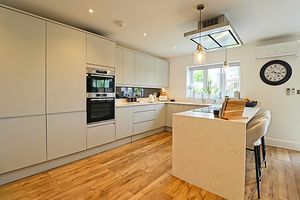 Kitchen - click for photo gallery